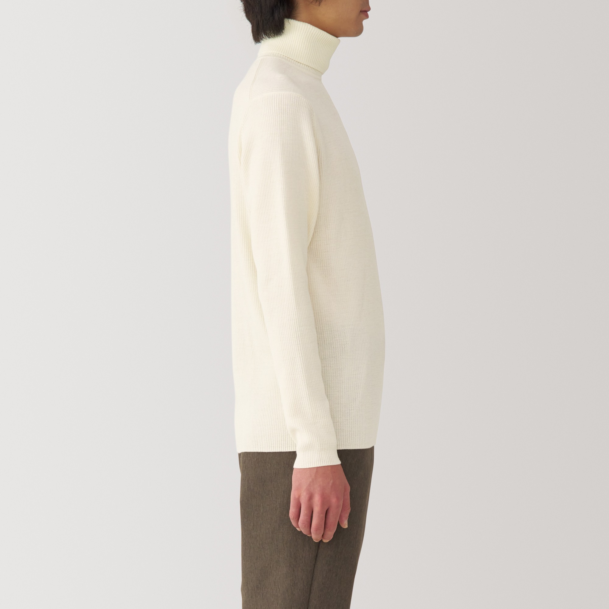 Washable high-gauge Turtle neckribbeb sweater