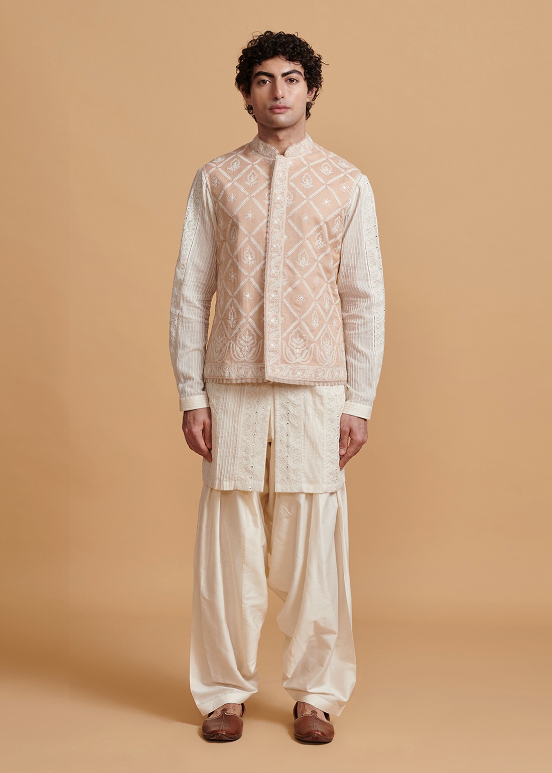 Beige Bakhia Bundi