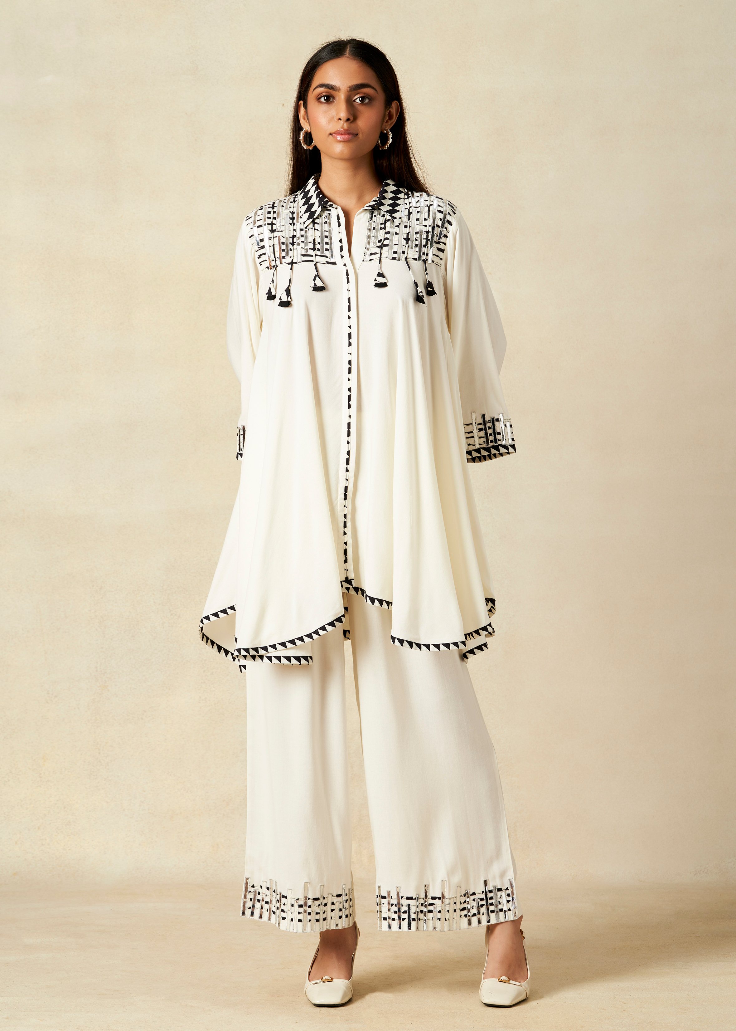 Off White Collared Tunic Set