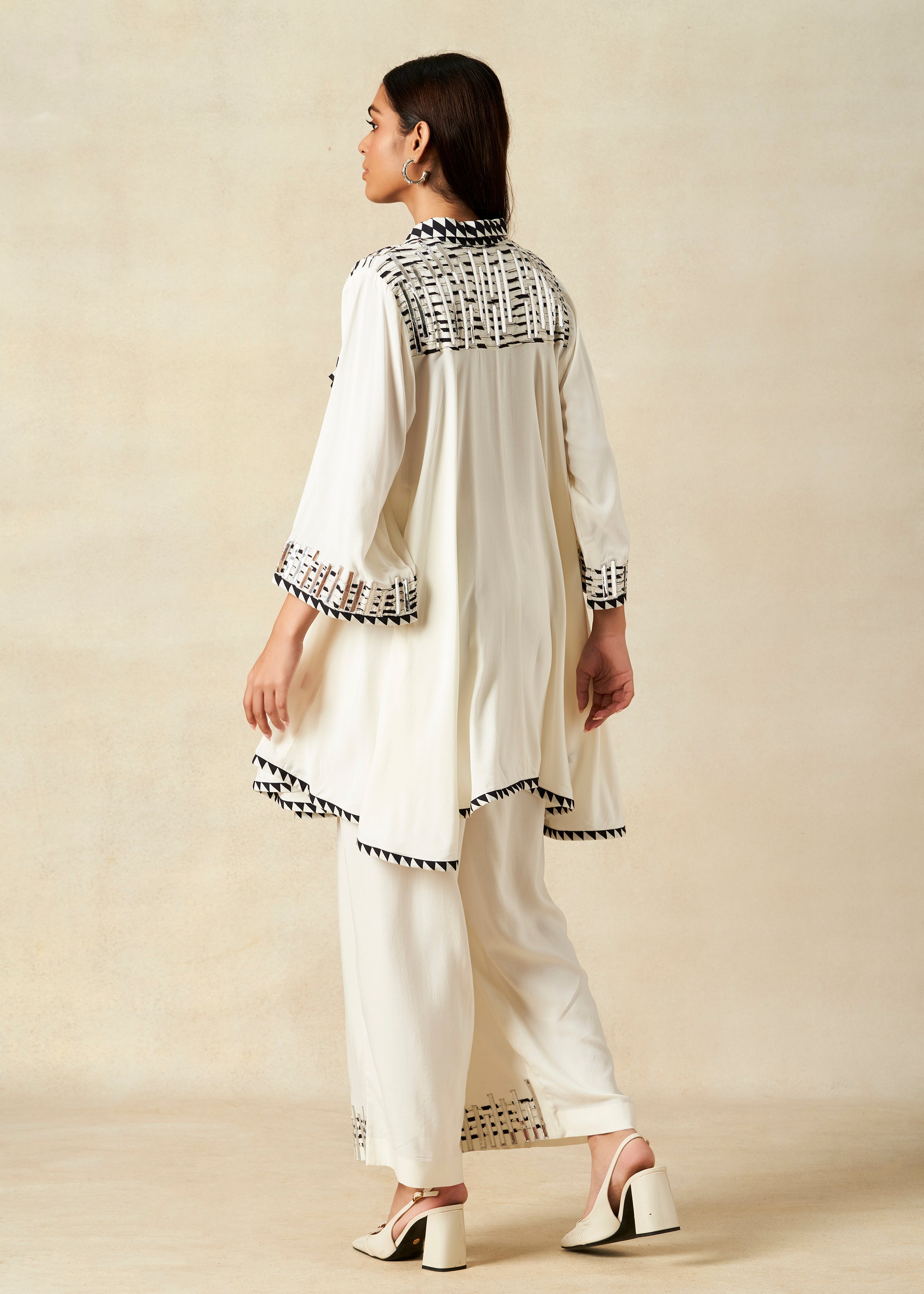 Off White Collared Tunic Set