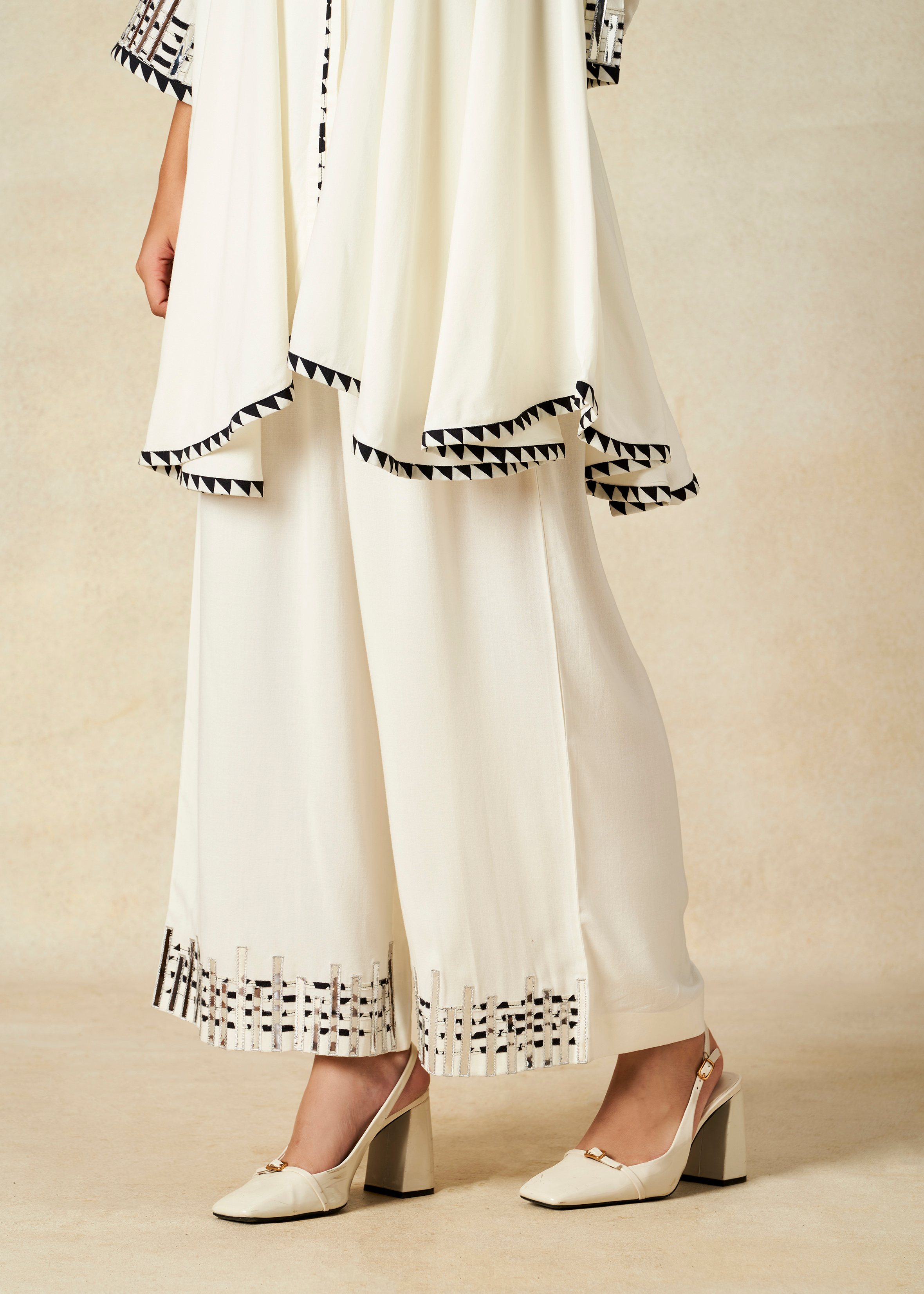 Off White Collared Tunic Set