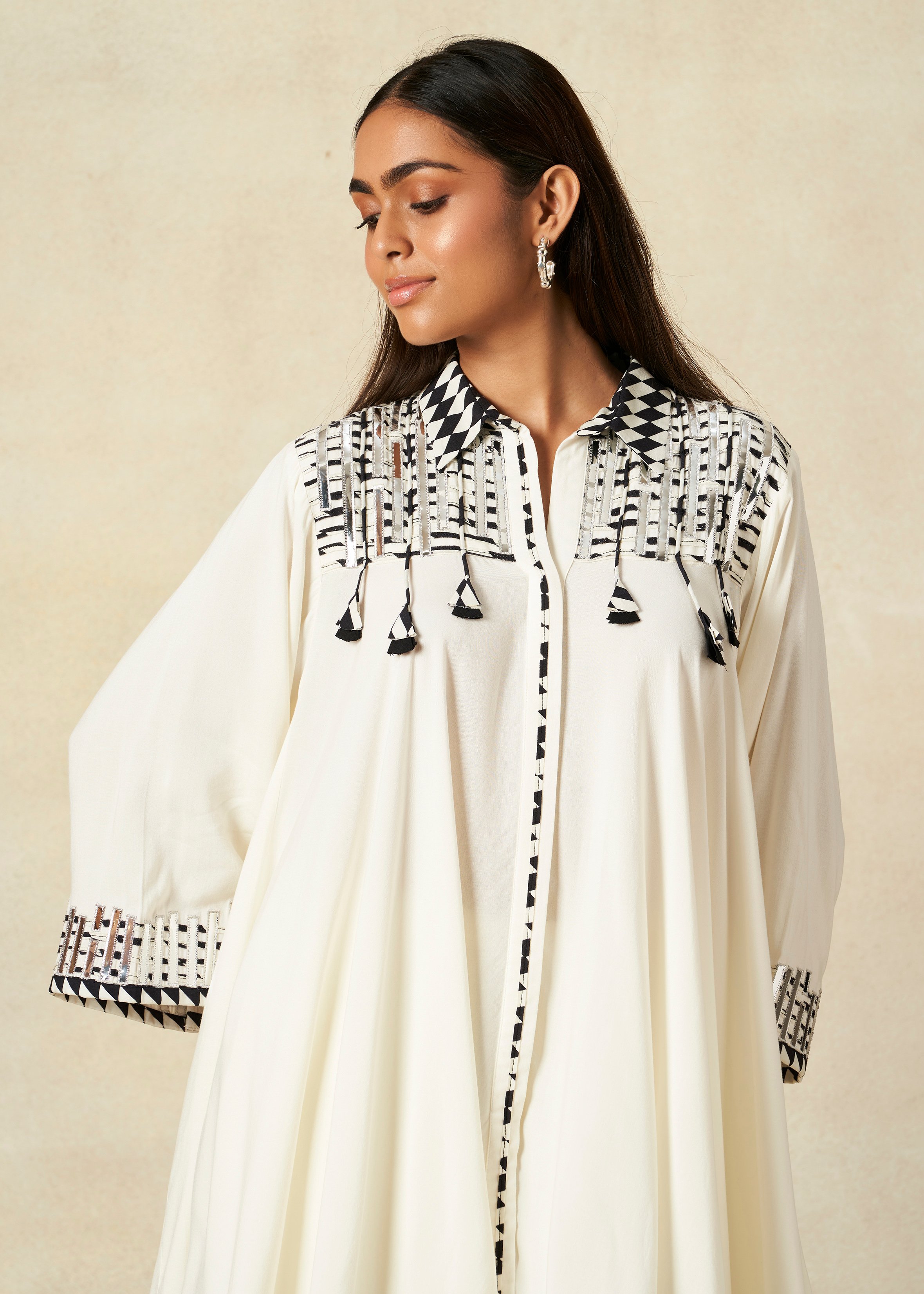 Off White Collared Tunic Set