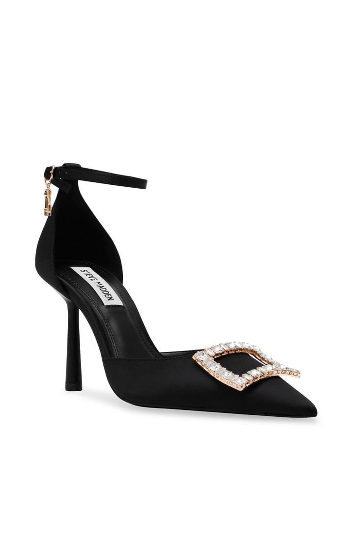 Accession Black Pumps