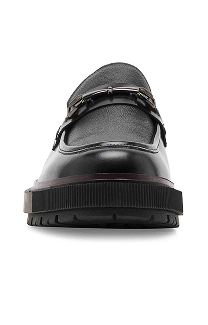 Chainlee Black Tie-Ups & Dress Loafers