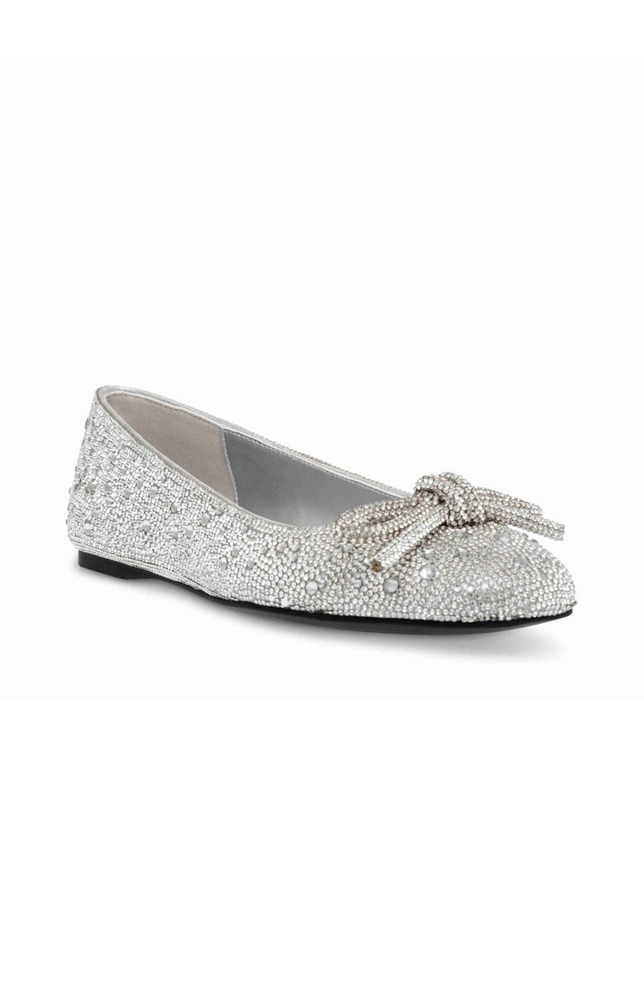 Nilsa-R Silver Closed Flats & Ballerinas