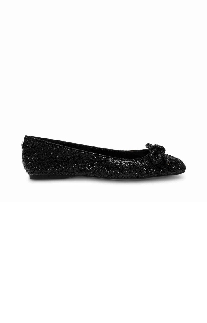 Nilsa-R Black Closed Flats & Ballerinas