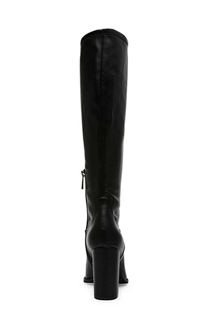 Blogger Black Boots