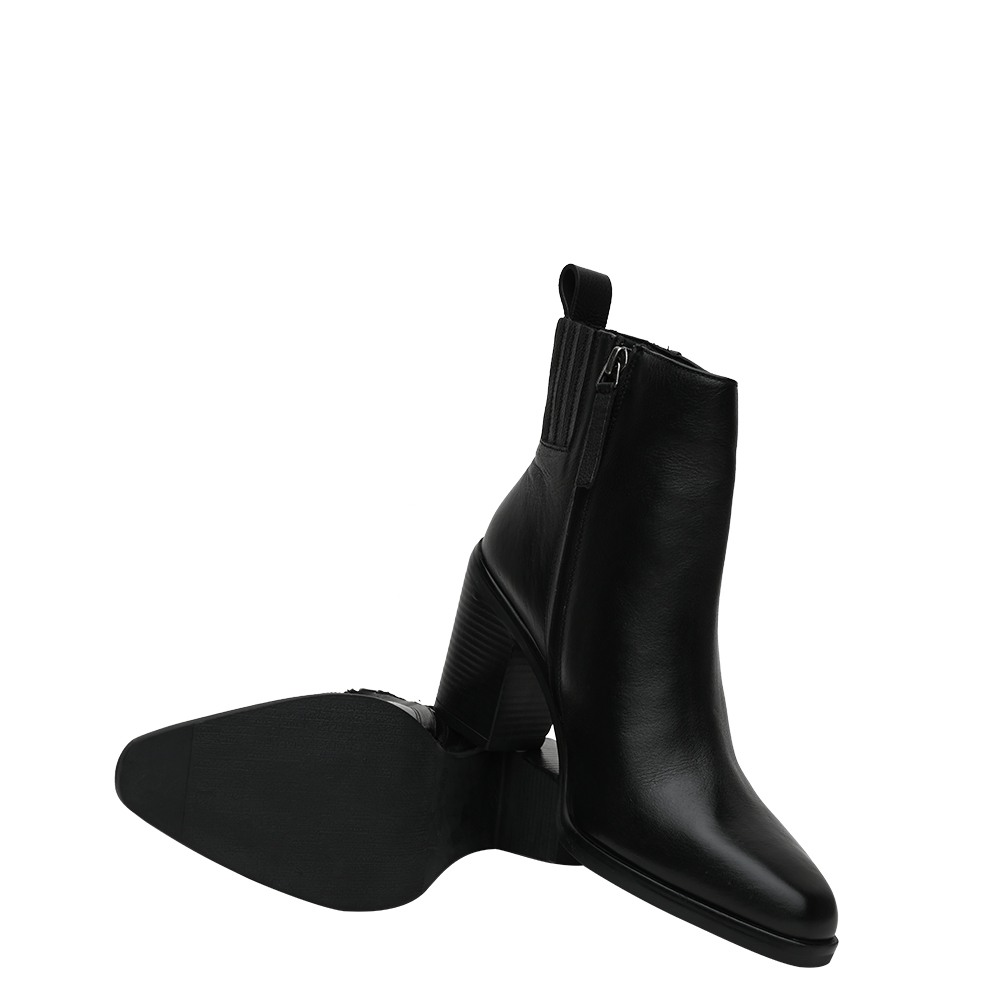 SM-1580 Black Boots