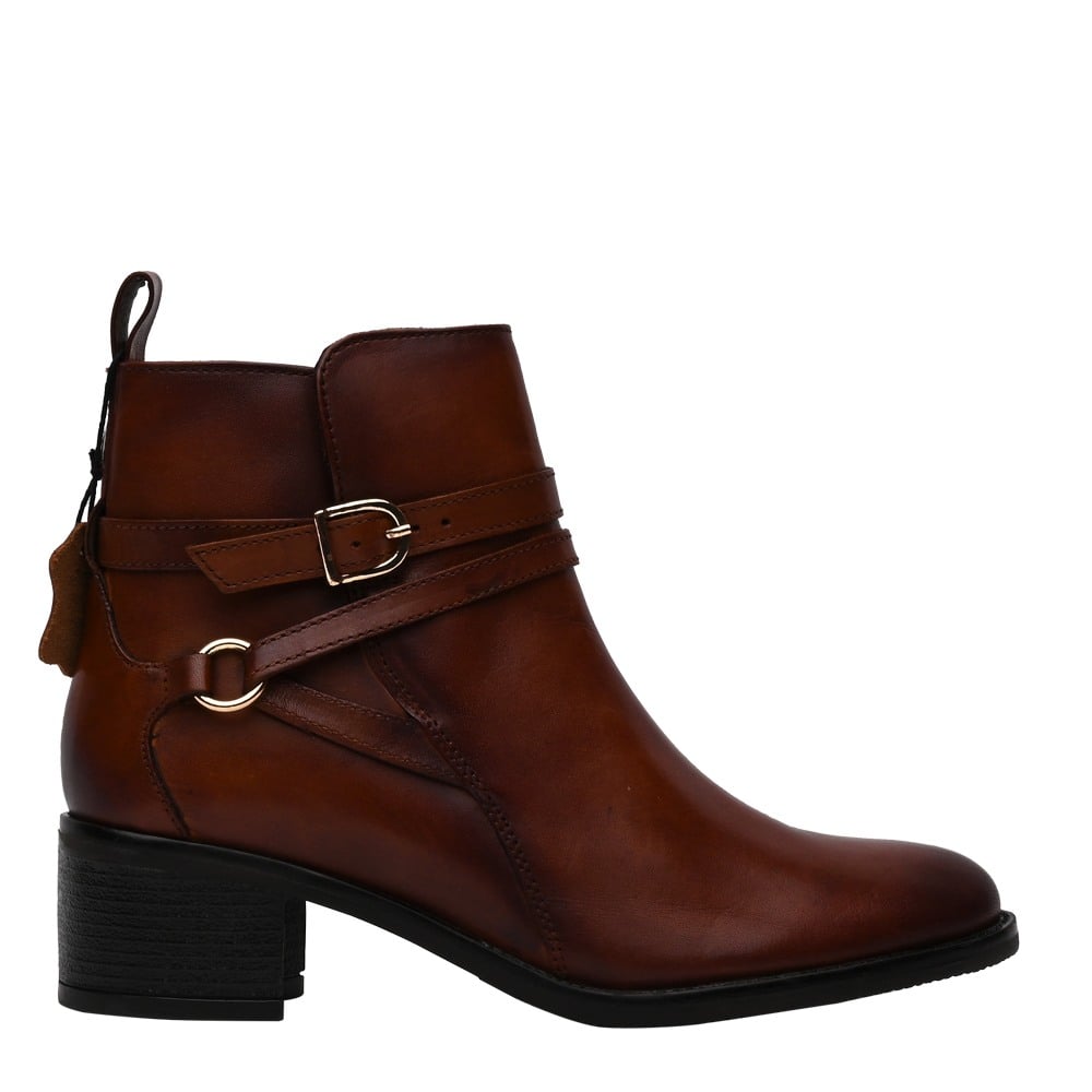 SM-1583 Tan Boots