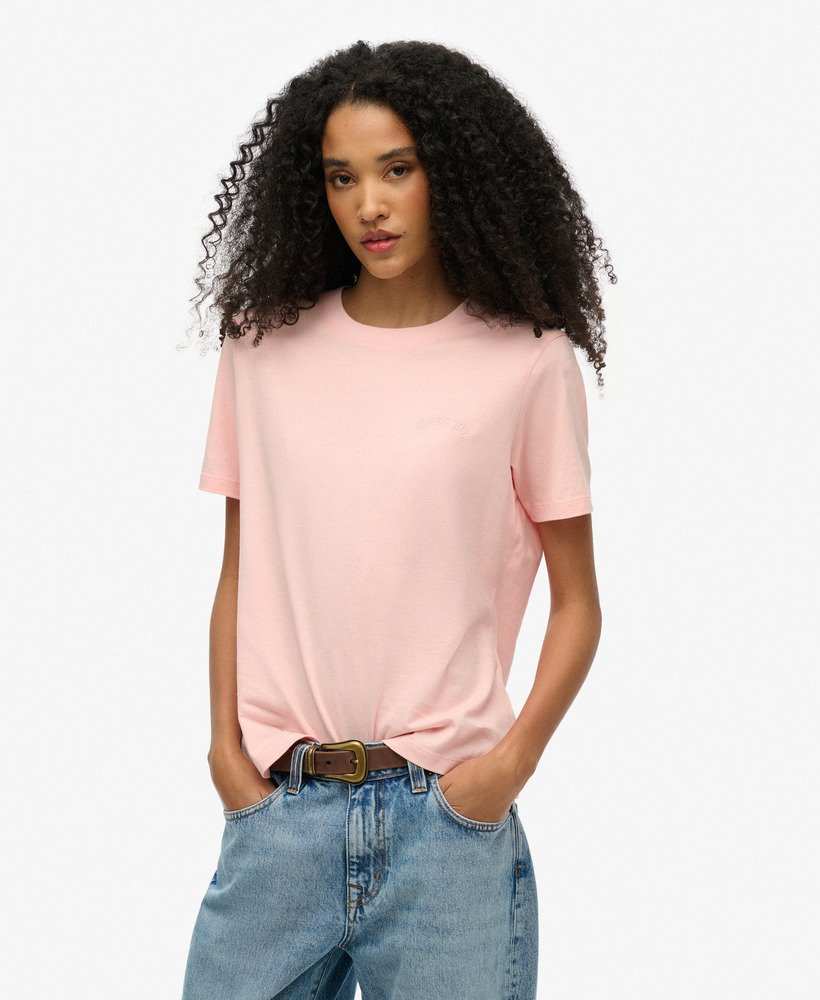 ESSENTIAL LOGO EMB TEE
