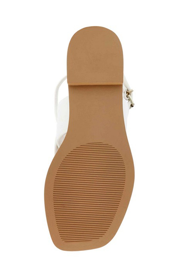 Genie-In White Flats
