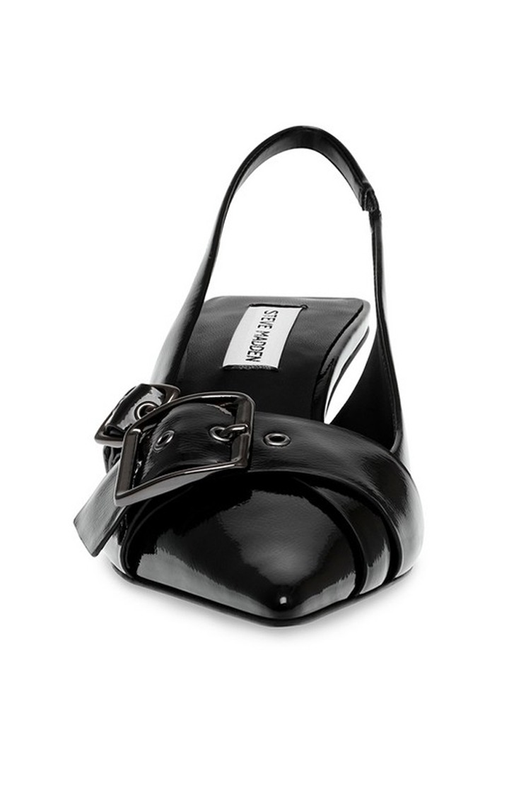 Stepback Black Pumps