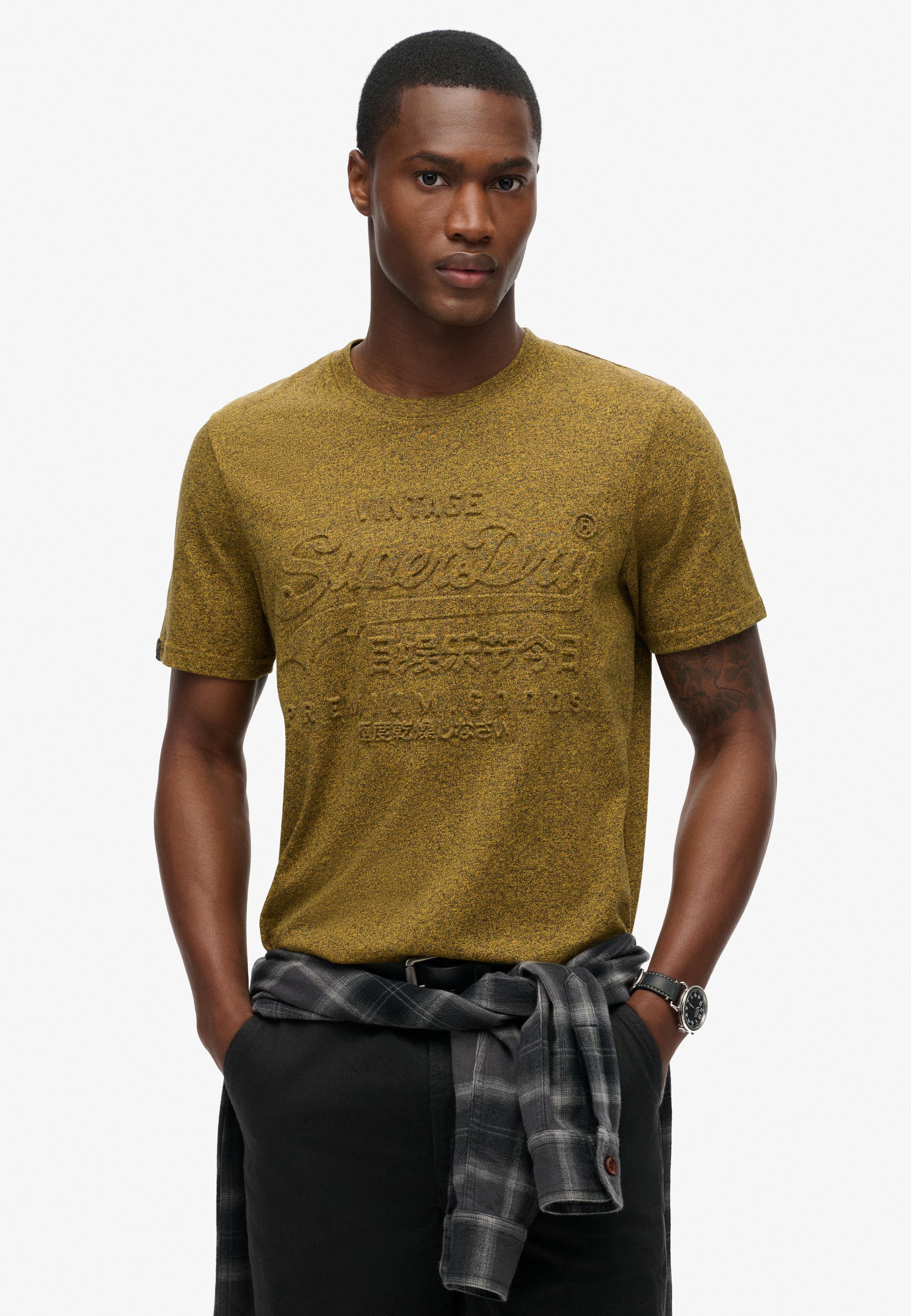 EMBOSSED VL GRAPHIC T