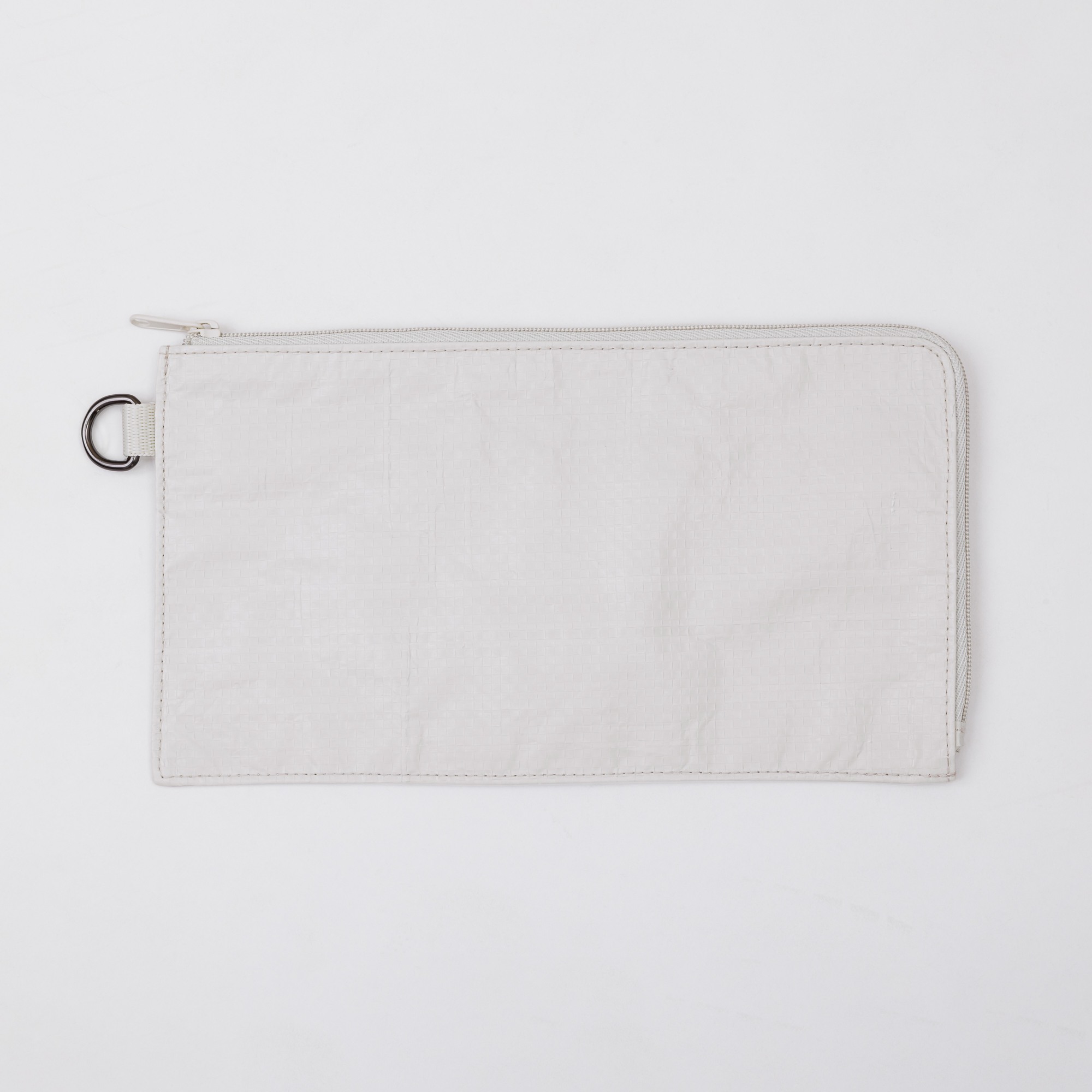 MUJI | Recycled Polyethylene Blend Passport Case