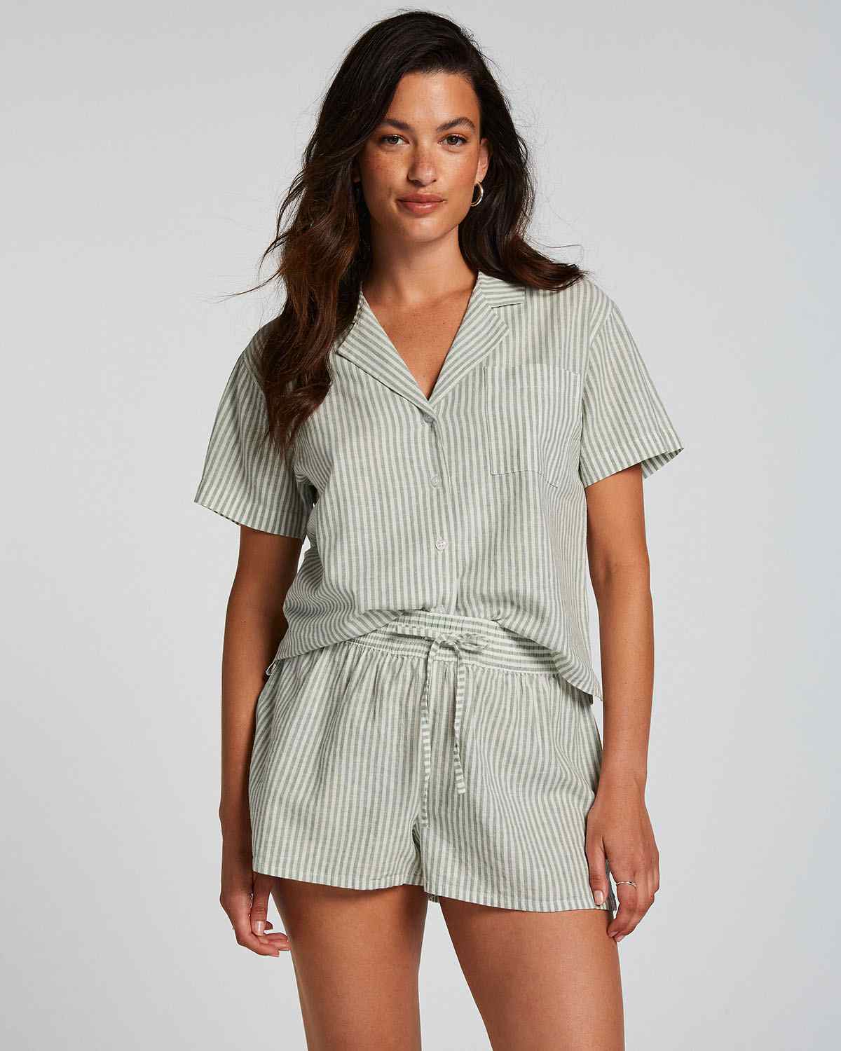 Short Linen Stripe