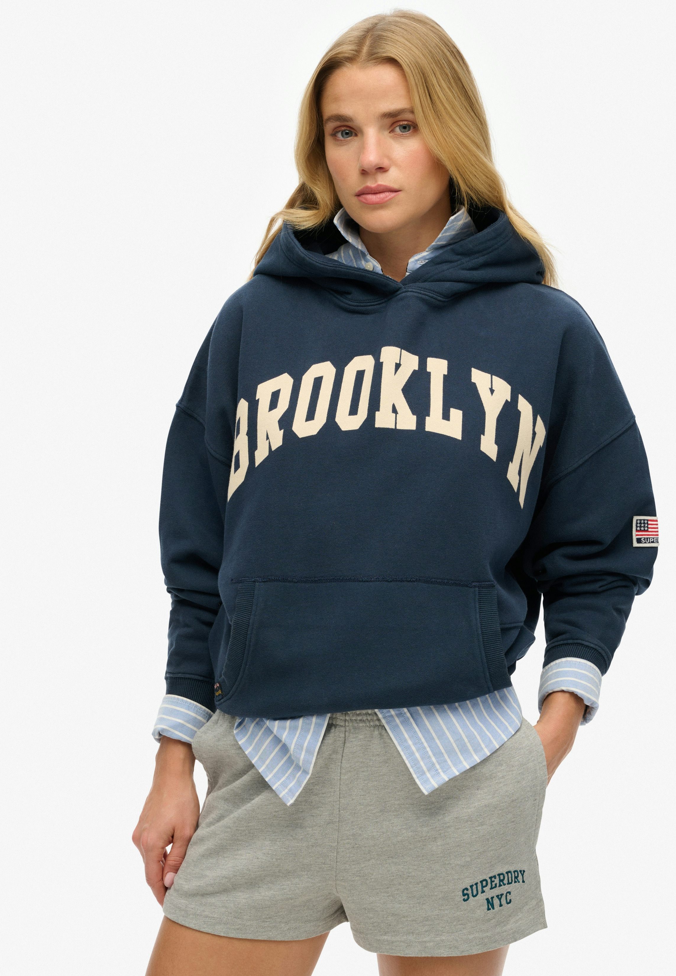ATHLETIC ESSENTIAL RELAXED HOOD