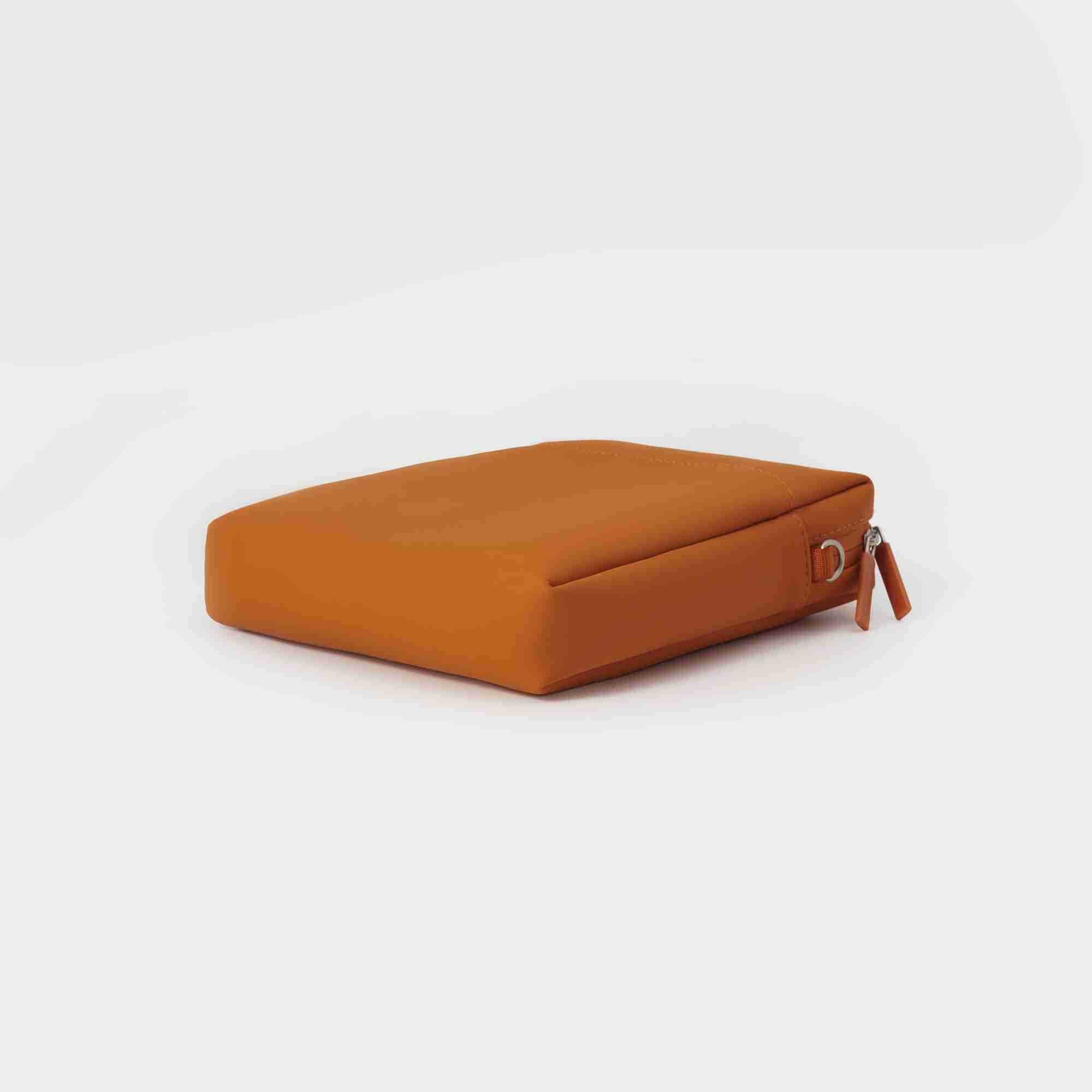 COMBINATIONS CASE SQUARE TYPE