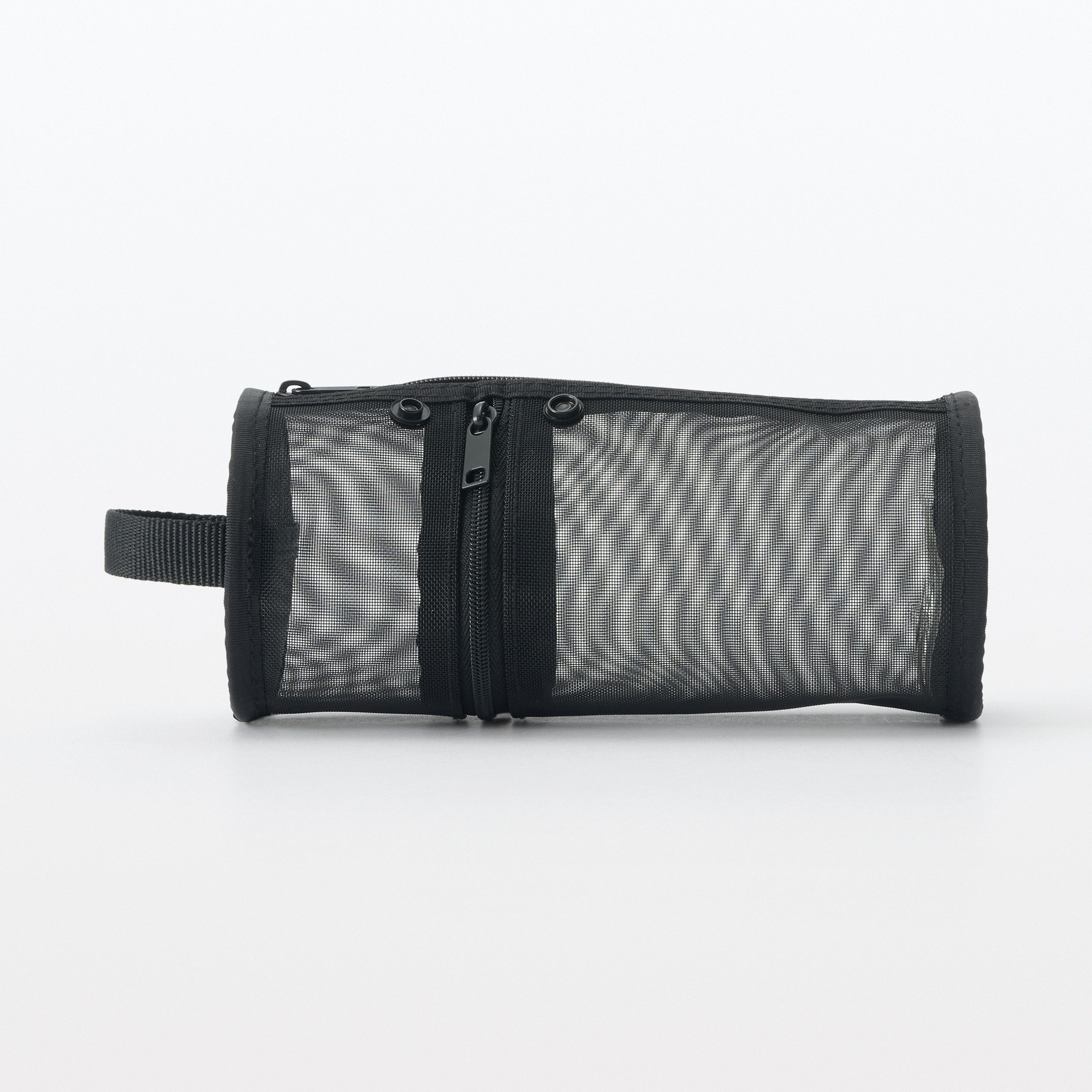 MUJI | Nylon mesh Vertical/horizontal pen case