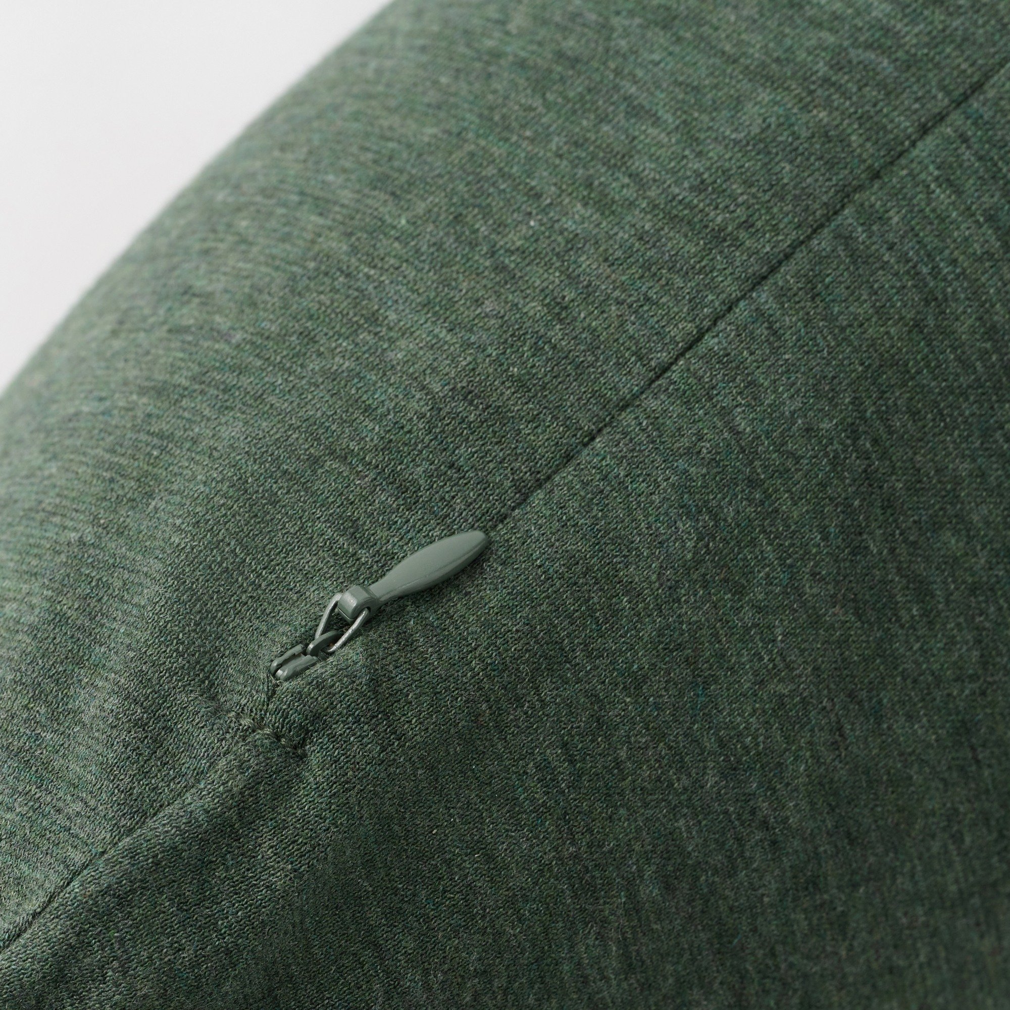 MUJI | FITTING NECK CUSHION
