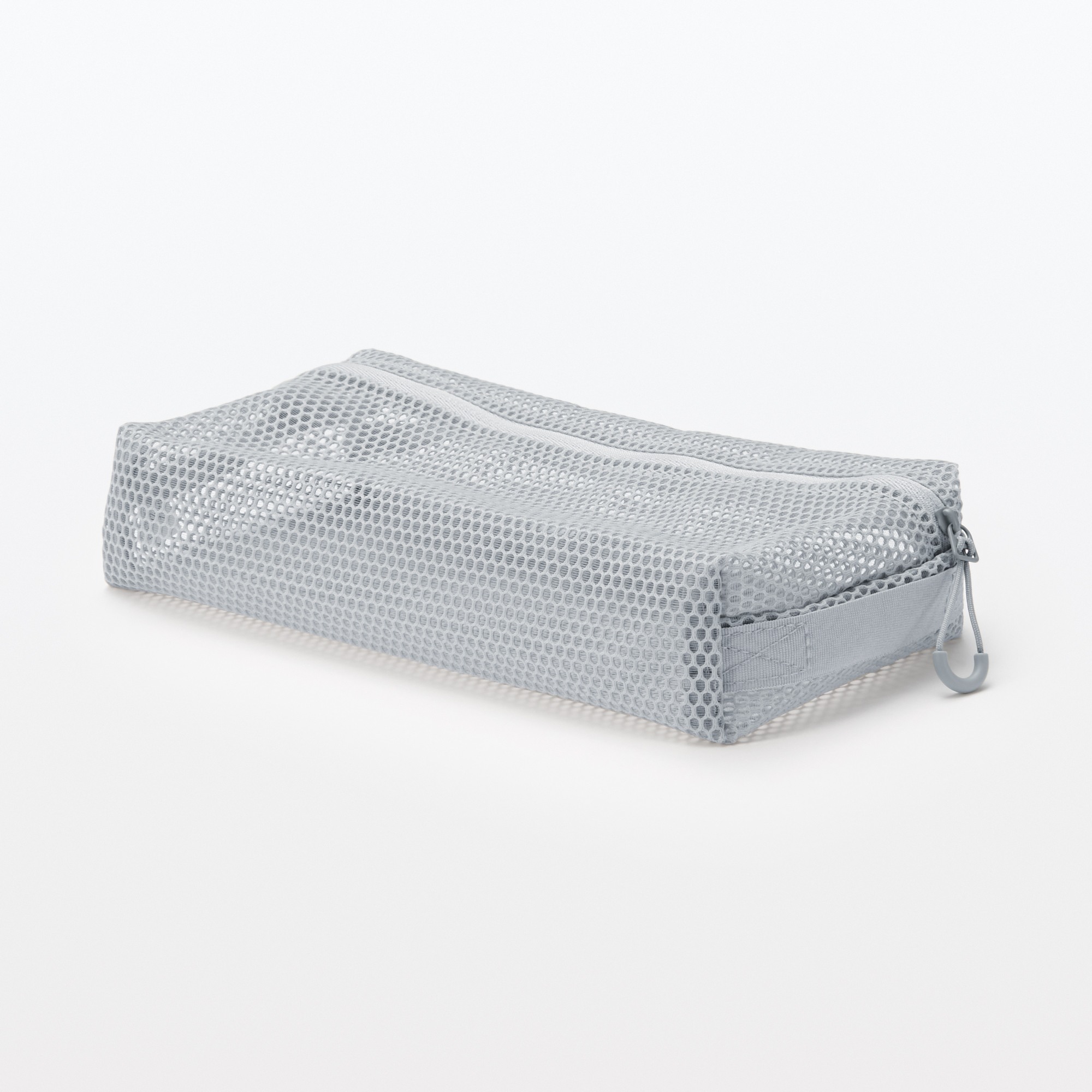 Gusset mesh case