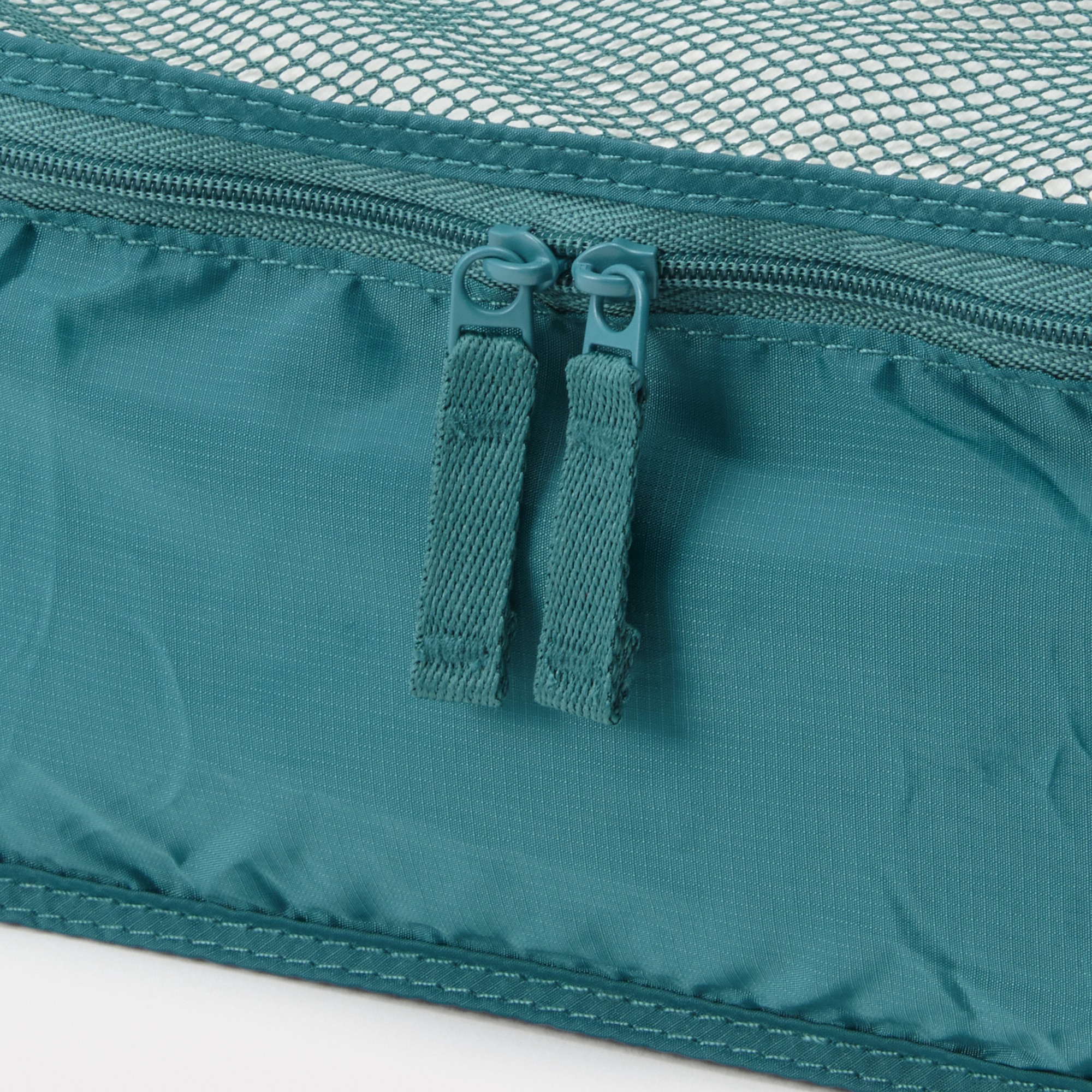 Polyester Gusset case