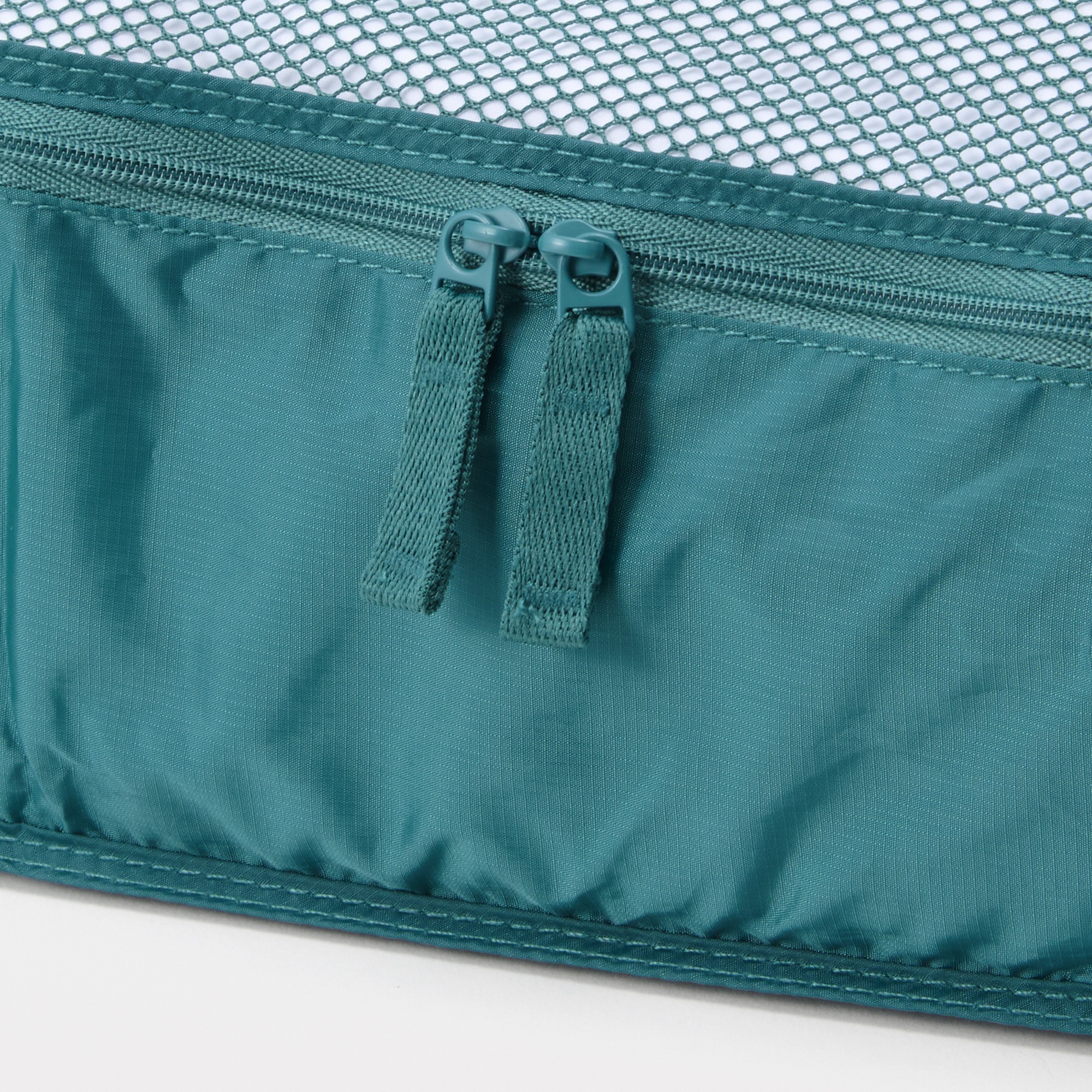 MUJI | Polyester Gusset case