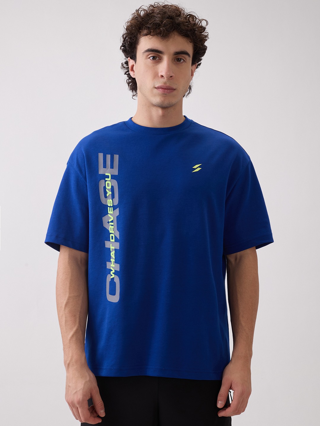 REFLECTIVE PLACEMENT CHASE TEE