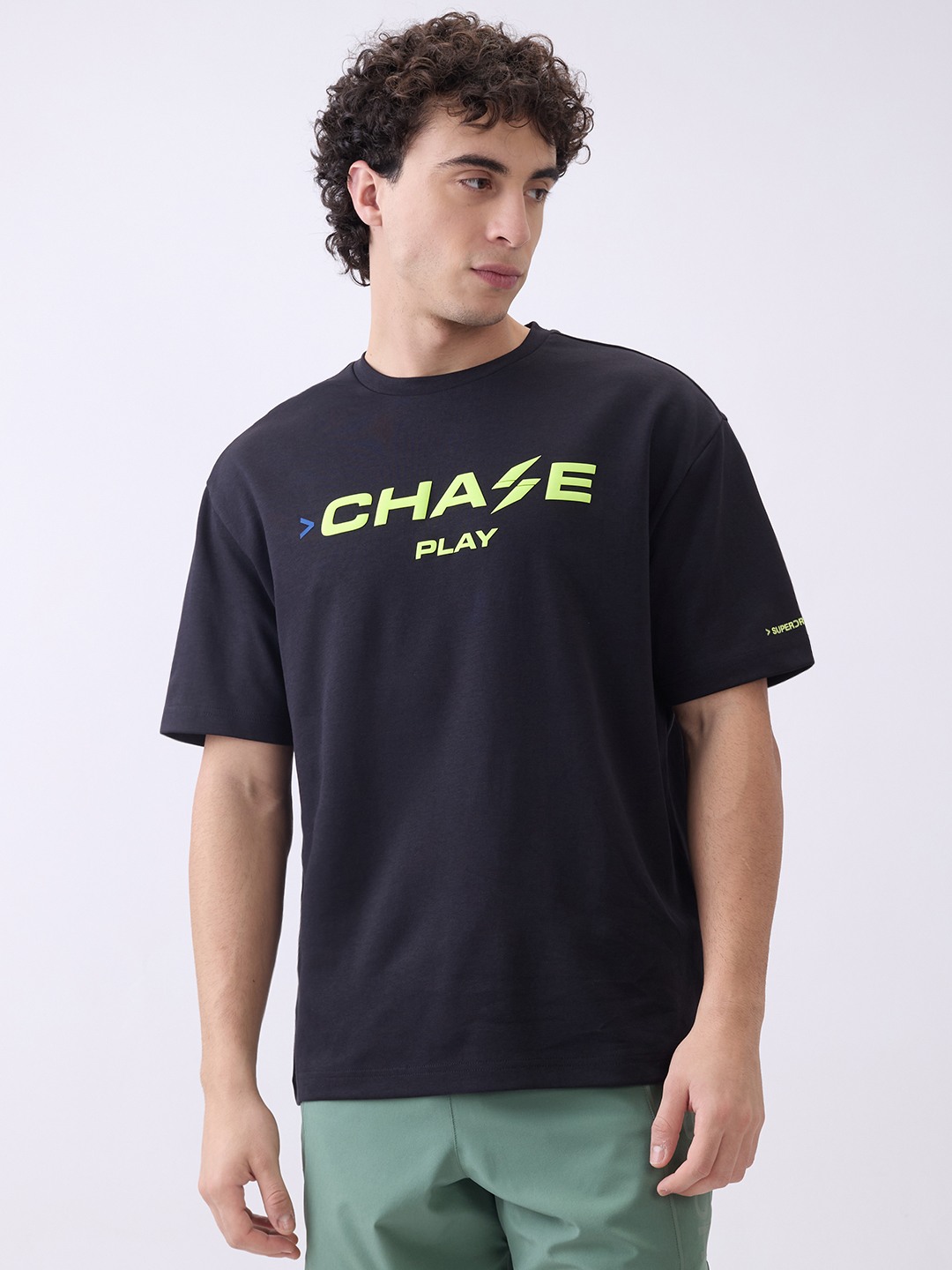 NEON CHEST BRANDED CHASE TEE