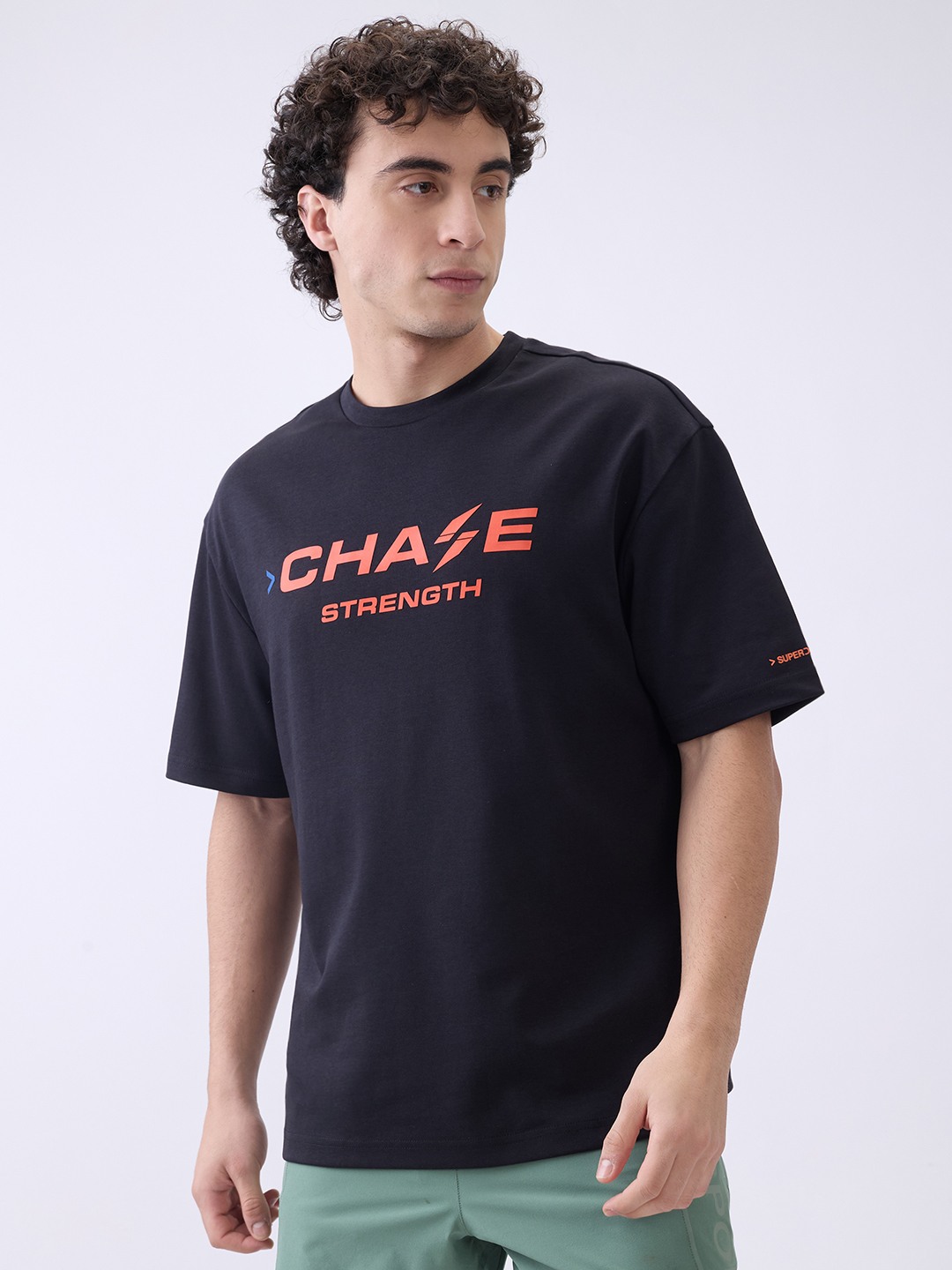 NEON CHEST BRANDED CHASE TEE