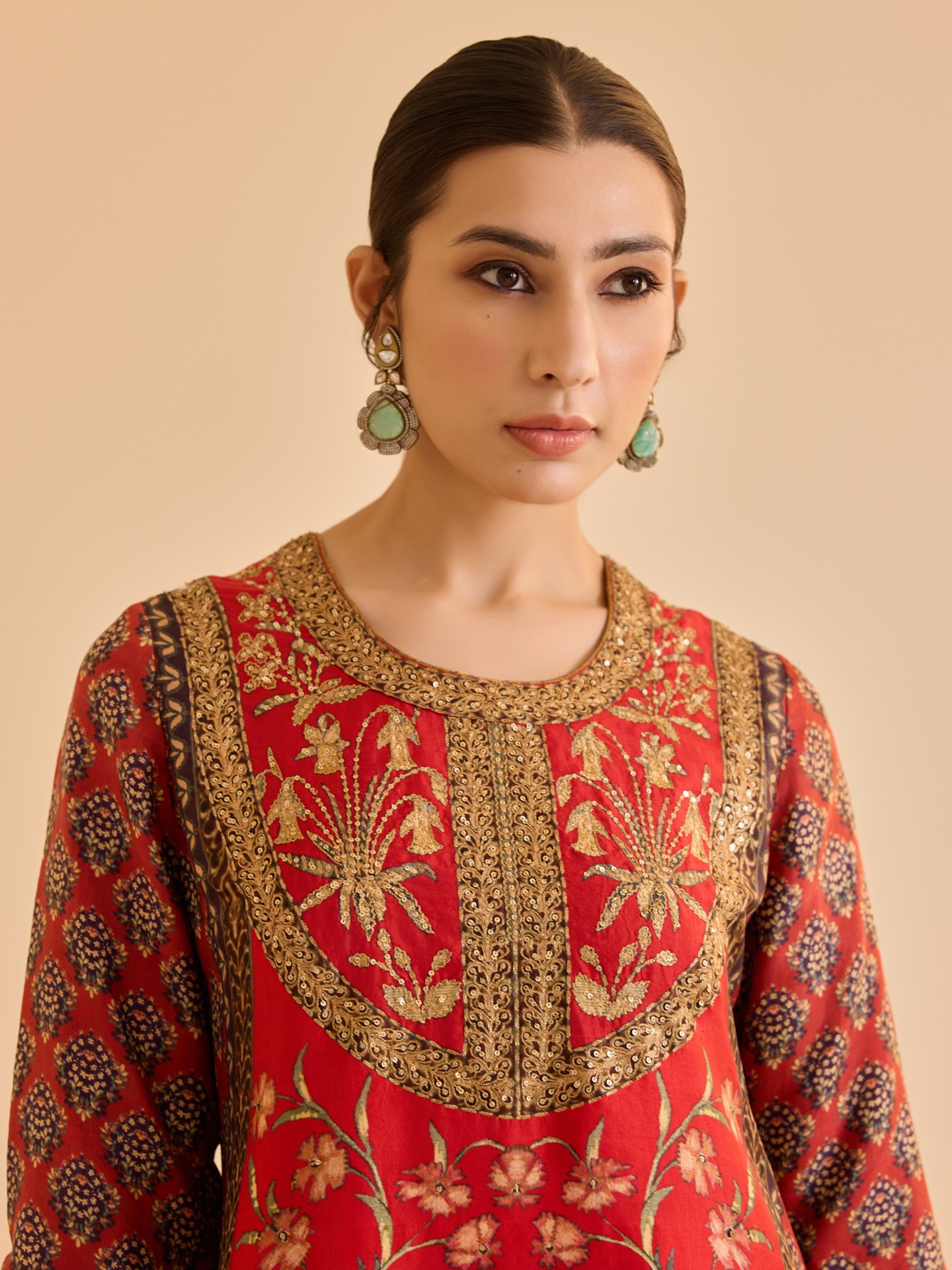 Red Albina Suit Set
