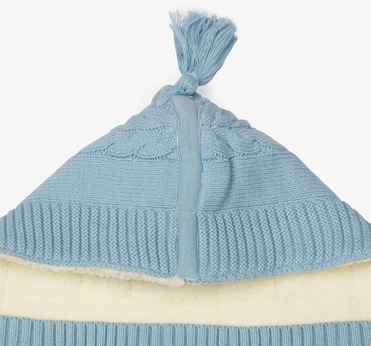Flat Knit Carry Nest