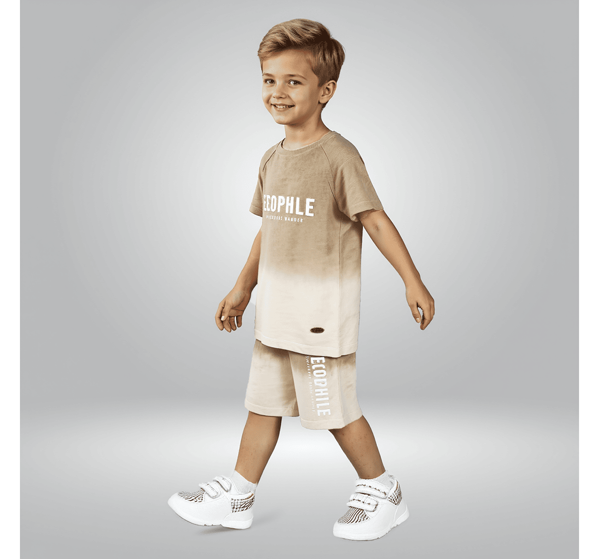 Boys printed t-shirt & shorts clothing sets Beige