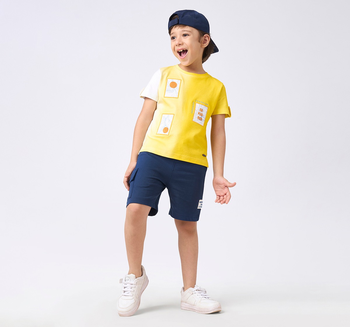 Boys knitted shorts Navy