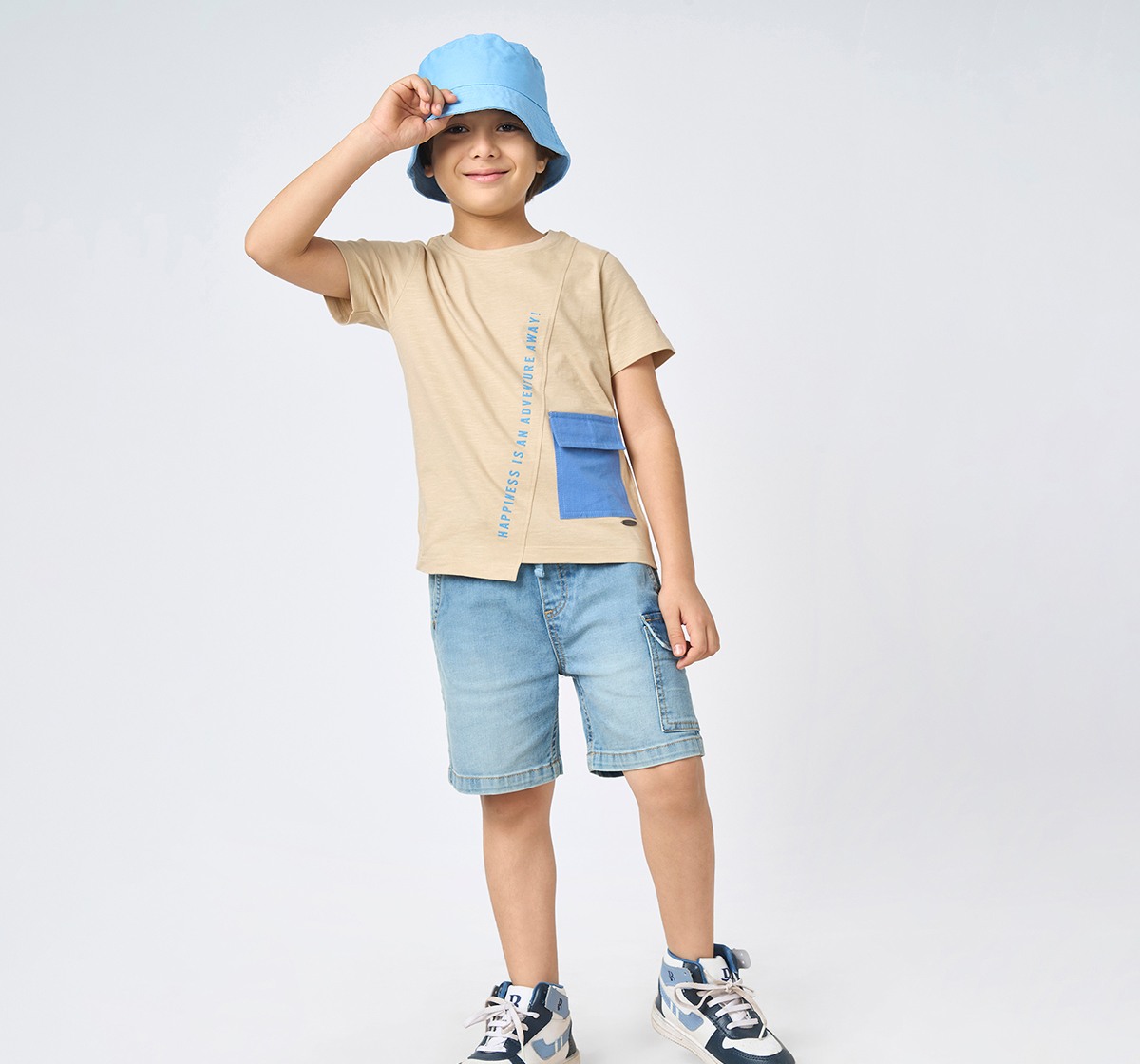Boys crew neck tshirt Beige