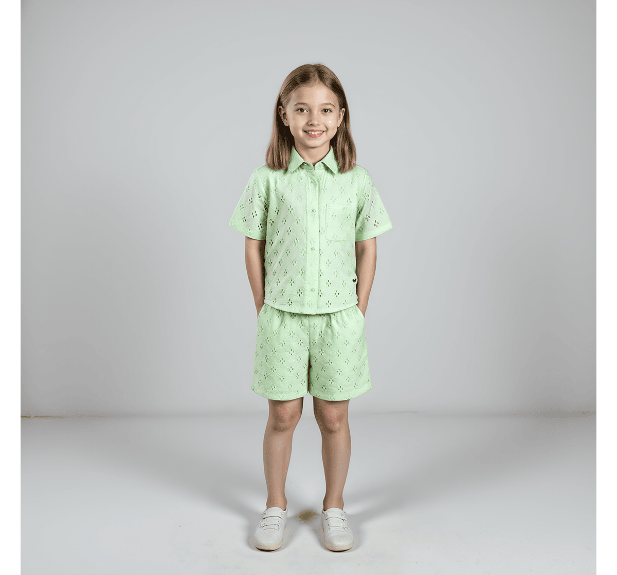 Girls embroidered shirt & shorts clothing sets Green