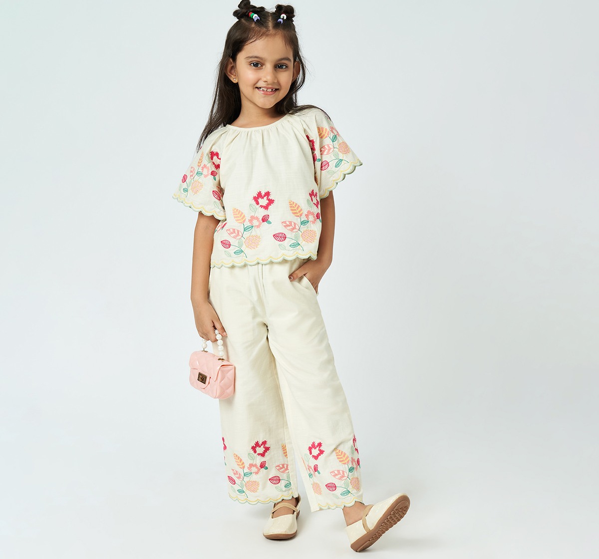 Girl  Embroidered Clothing Sets off-white