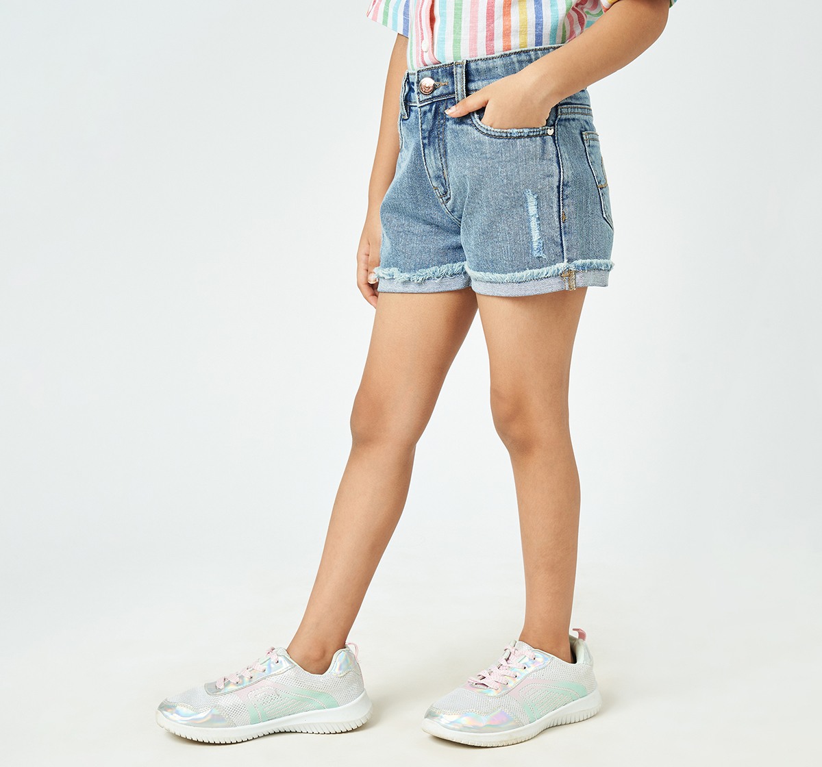 Girl  Washed Shorts blue