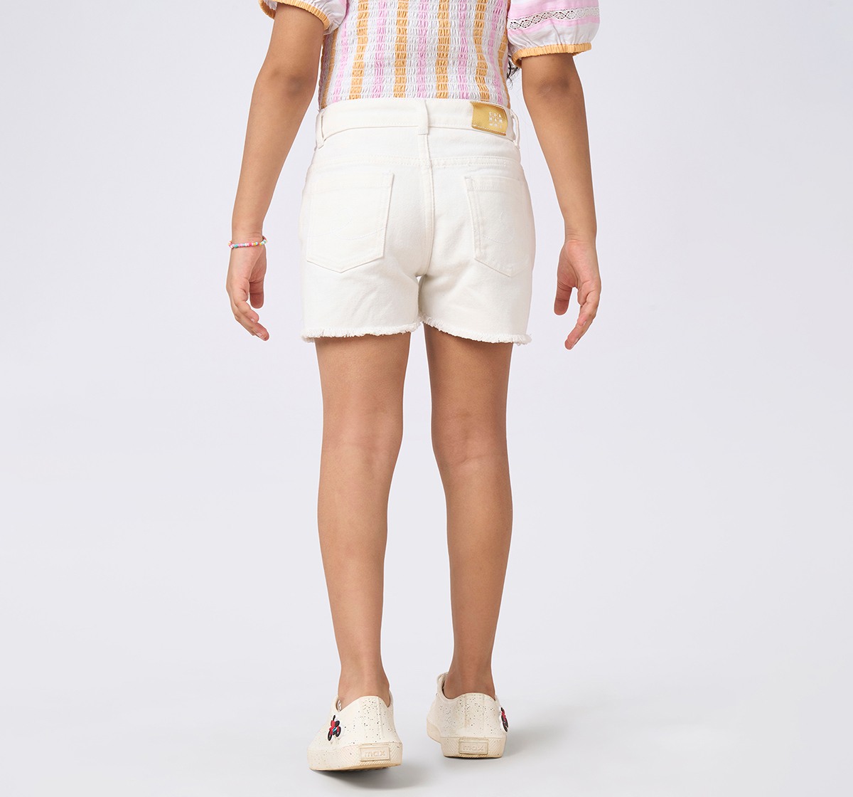 Girl  Embroidered Shorts white