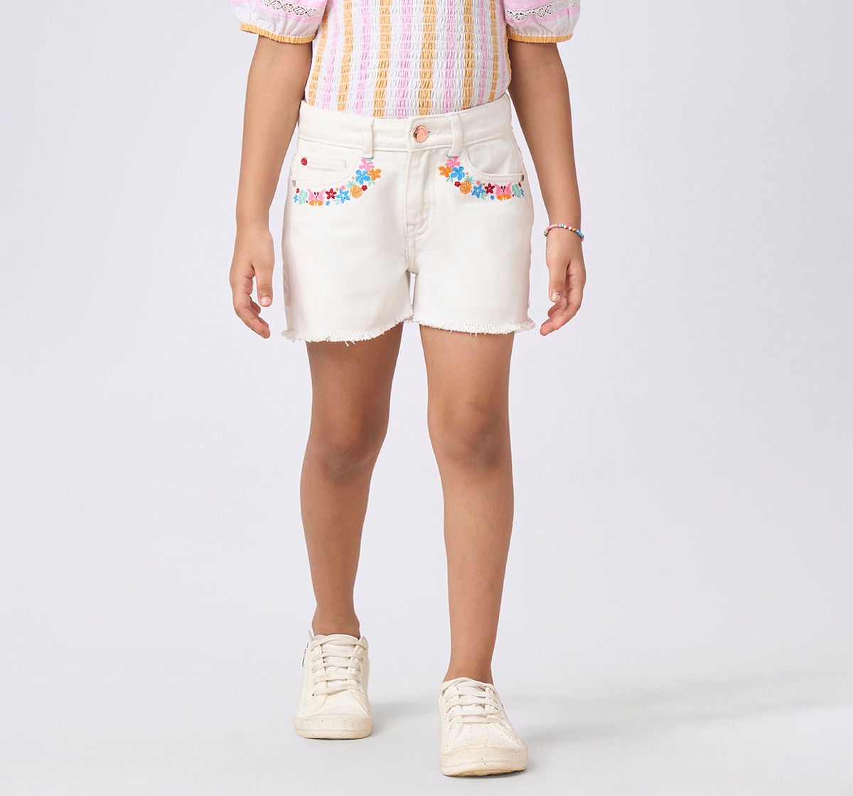 Girl  Embroidered Shorts white