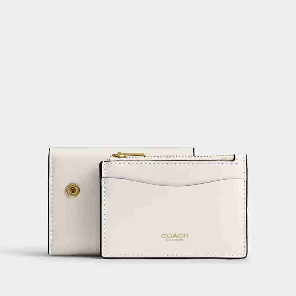 Essential Card Holder Wallet