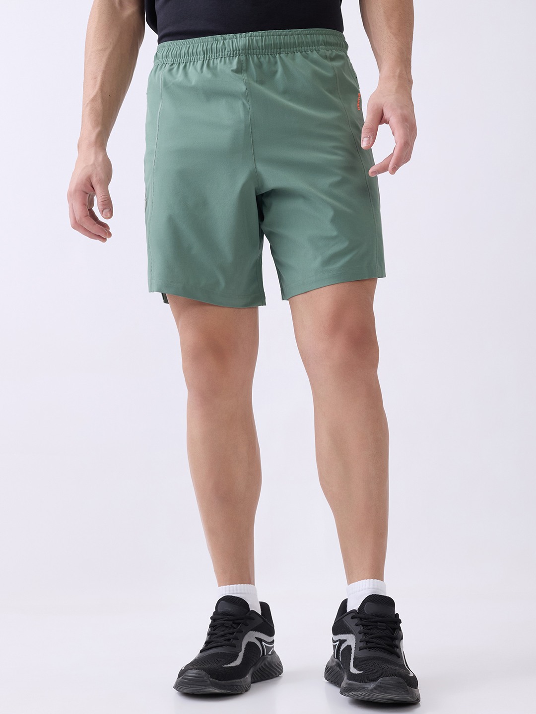 TECHNICALS SHORTS