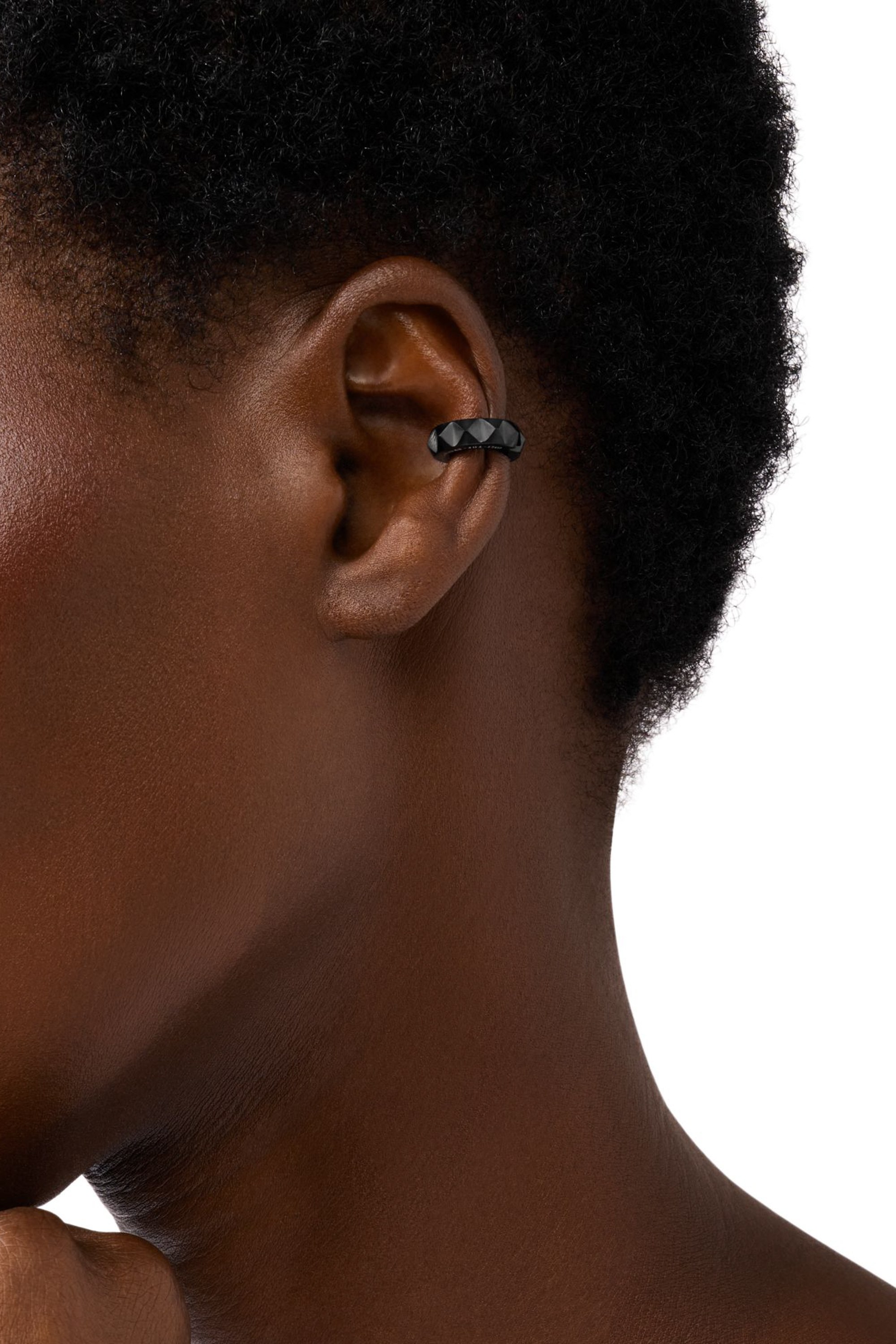 Black DX1556001 - Black Stainless Steel Cuff Earring