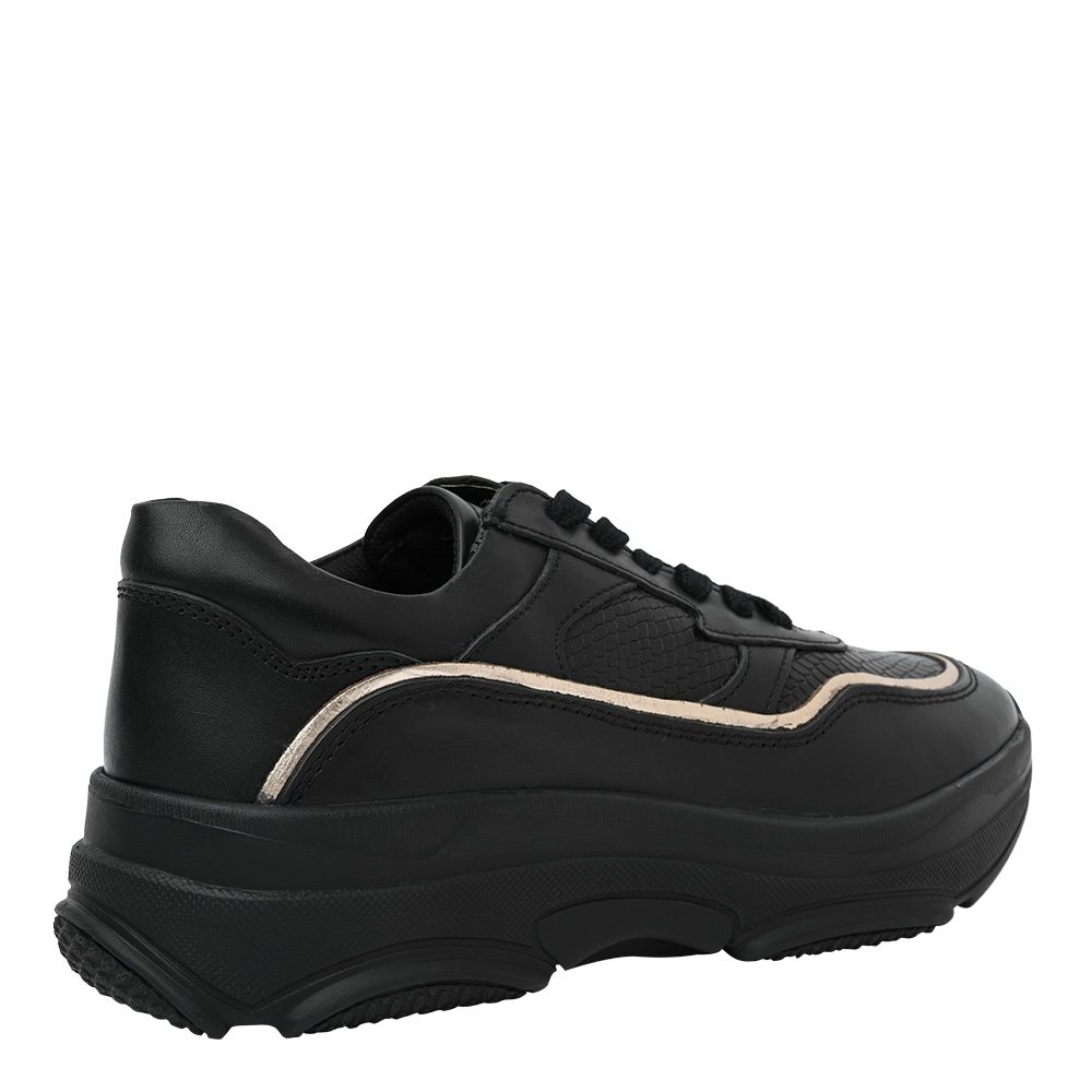 SM-1600 Black Sneakers