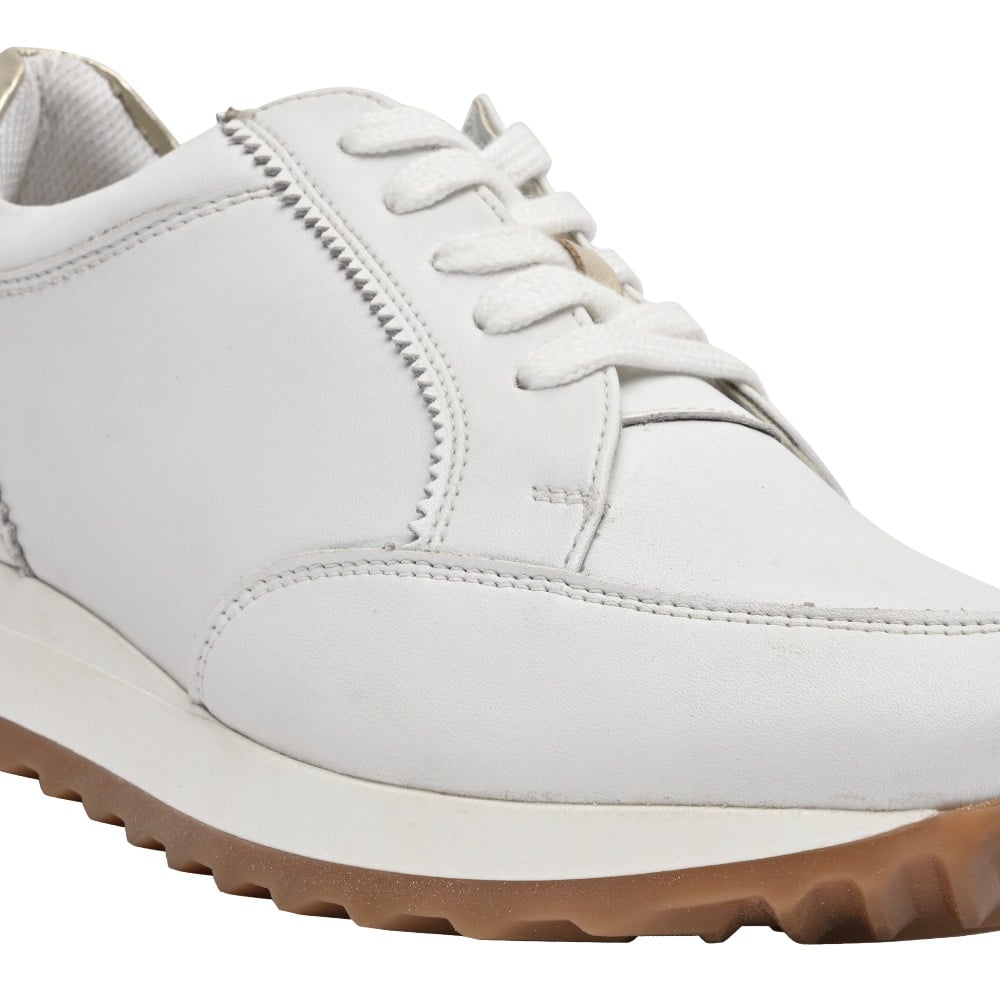 SM-1601 White/Gold Sneakers