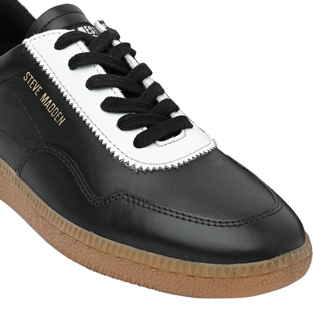 SM-1602 Black/White Sneakers