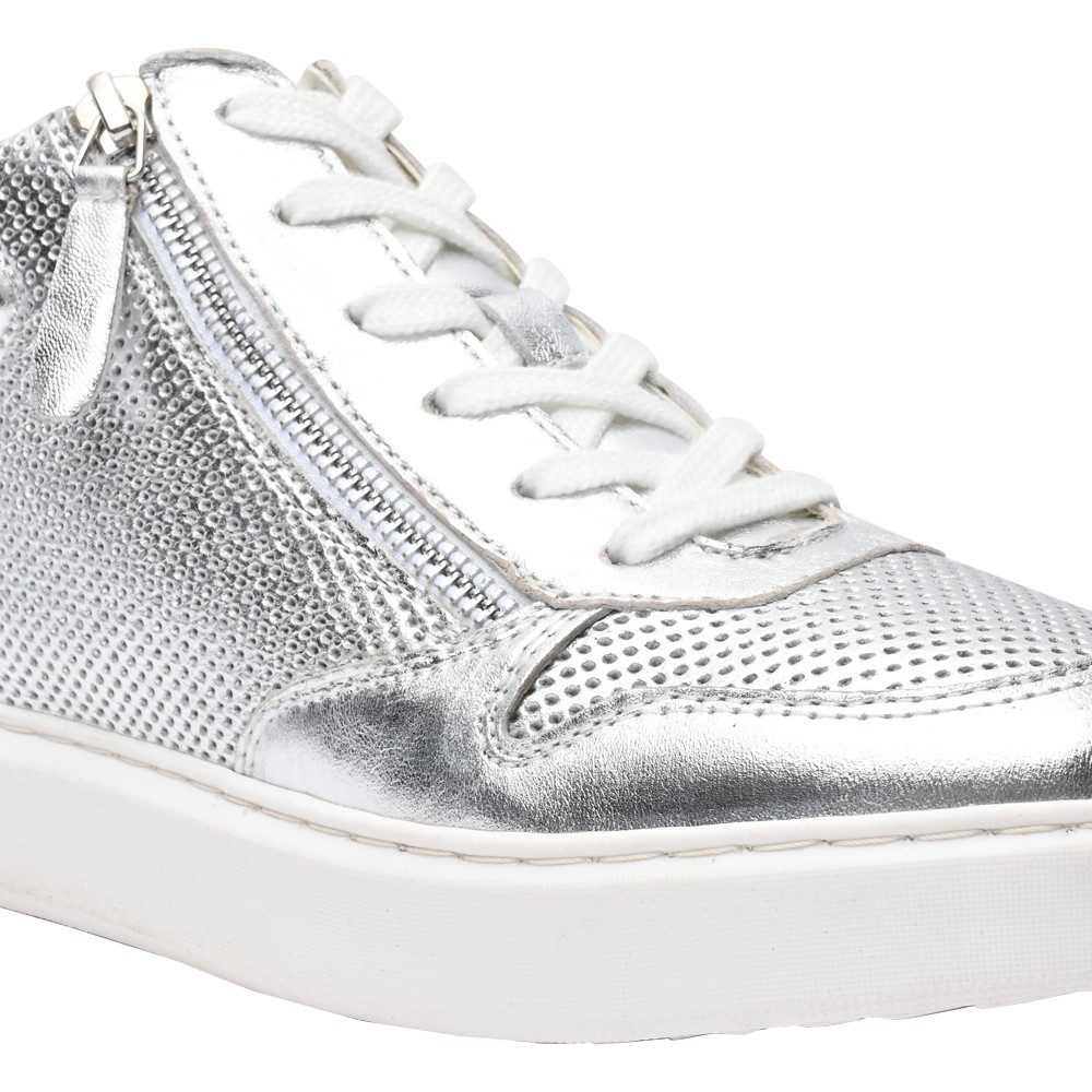 SM-1604 Silver Sneakers