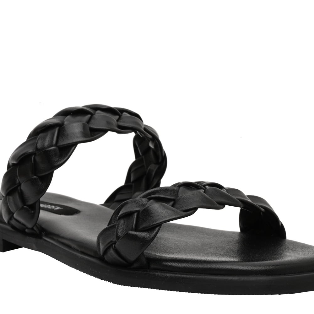 SM-1611 Black Flats