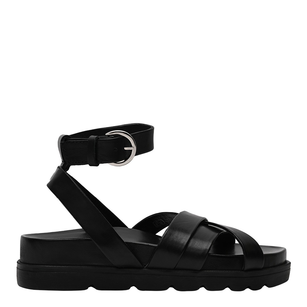 SM-1613 Black Flats