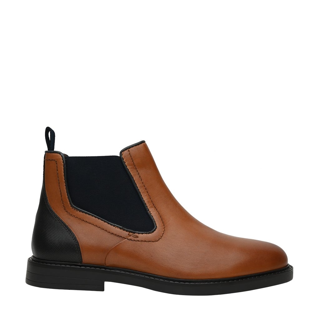 SM-1617 TAN/NAVY BOOT
