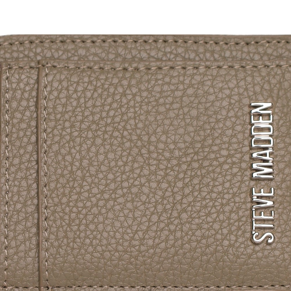 Bpipper Olive Clutches & Wallets